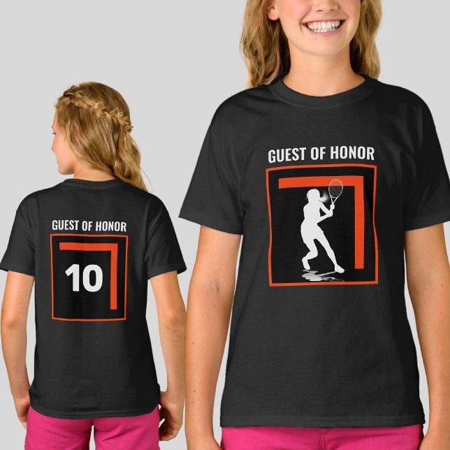 Tennis Birthday Party Guest of Honour T-Shirt (Von Creator hochgeladen)