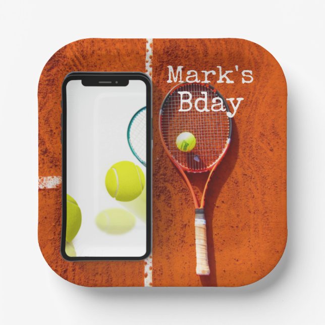 Tennis Birthday Tennisspieler mit Raketenrot Pappteller (Vorderseite)
