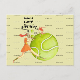Tennis-Frau spielt Happy Birthday Postkarte