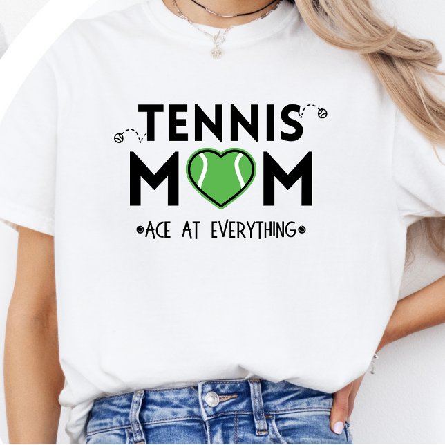 Tennis Mama: Ace at Everything - Heart Tennis Ball T-Shirt (Von Creator hochgeladen)