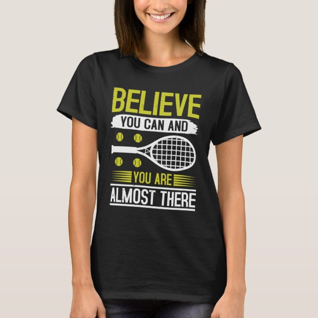 Tennis Player-Geschenk T-Shirt (Vorderseite)