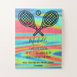 Tennis Promposa farbenfrohe holografische Monogram Puzzle<br><div class="desc">Entworfen für diejenigen, die ein Tennisthema Liebe. Einzigartiges Design, das auf Ihre eigenen Namen und Textnachrichten zugeschnitten ist. Moderne Ikone von zwei Tennisschlägern und einem Tennisball. "Ich würde ein Ass bewerten, wenn Sie mein Doppelpartner für das Prom wären" Fun-Methode, um jemanden zu Ihrem Schulprojekt fragen, formell oder auf einem Date....</div>