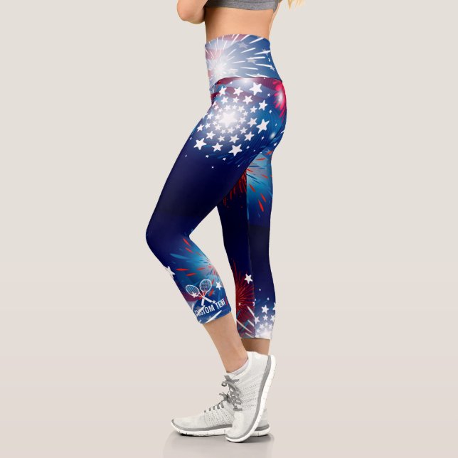 Tennis Rackets Patriotische Fireworks Custom Text Capri Leggings (Links)