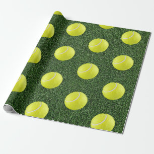 Tennisball auf grünem Gras Geschenkpapier