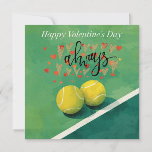 Tennisball mit LOVE auf blauem Court Feiertagskarte