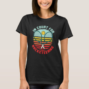 Tennisplatz vor Ort für Racketsport Retro-Tennis T-Shirt