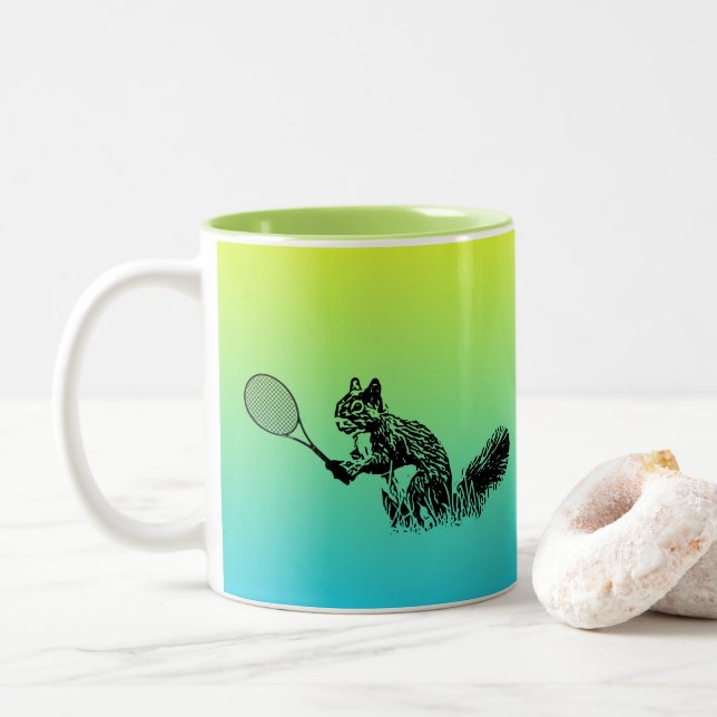 Tennisquirrel Zweifarbige Tasse (Mit Donut)