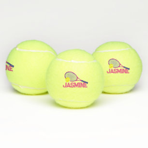 Tennisschläger und Kugelrosa Tennisbälle