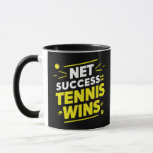 Tennissiege im Netz, sportliche Tasse