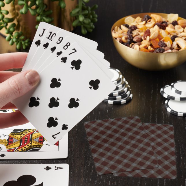 'Teppich' rotes Schach mit Quertratan mit groben T Spielkarten (In Situ)