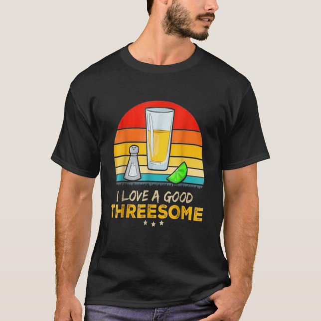 Tequila, ich liebe ein gutes Dreier-Trinken Barten T-Shirt (Vorderseite)