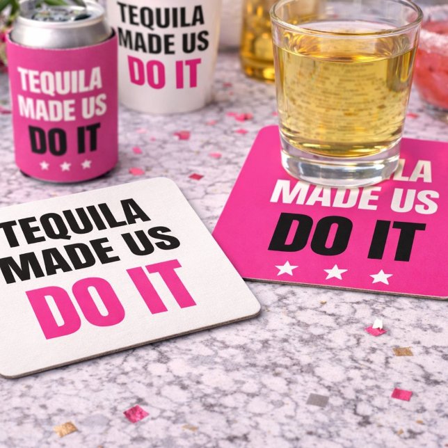 Tequila Made Us Do It | Bride Squad Drinking Rechteckiger Pappuntersetzer (Von Creator hochgeladen)