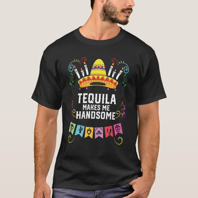Tequilla macht mich zu einem netten alkoholischen  T-Shirt (Vorderseite)