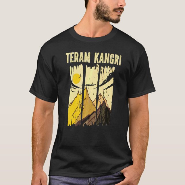 Teram Kangri Mountain Peak Summit Climber T-Shirt (Vorderseite)