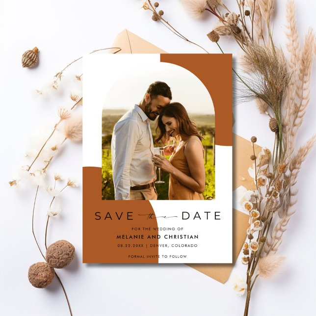 Terracotta Arch Foto Wedding Save The Date (Terracotta Arch Photo Wedding Save The Date)