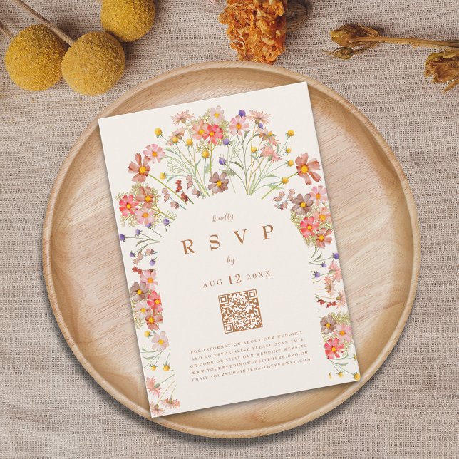 Terracotta Boho Fall Floral RSVP Karte (Boho fall Wildflower floral arch Wedding RSVP website QR code watercolor autumn flowers terracotta )