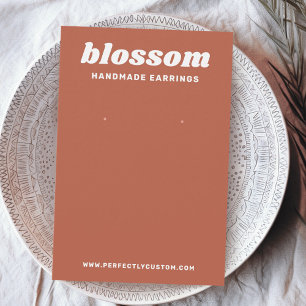Terracotta-braune Retro-Schriftart-Logo Ohrkarte
