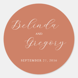 Terracotta Elegante Script Calligraphy Wedding Runder Aufkleber