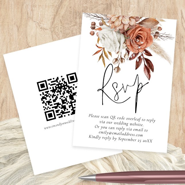 Terracotta Florals QR Code Wedding RSVP Card Begleitkarte (Front and back view)