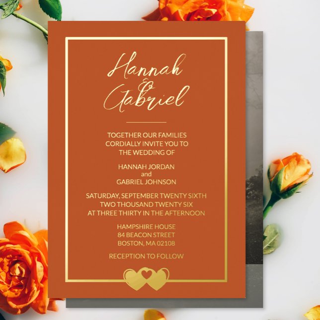 Terracotta Gold Foto Wedding Foil Einladung (The front and back of the Terracotta Gold Photo Foil Wedding Invitation)