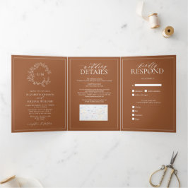 Terracotta Leafy Wappen Monogram Wedding Dreifach Gefaltete Einladung