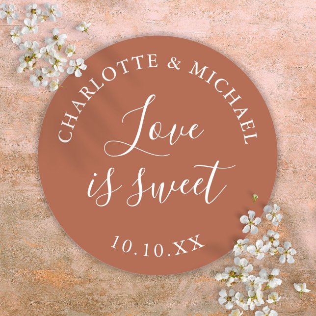 Terracotta Liebe ist süße Gastgeschenk Hochzeit Runder Aufkleber (Terracotta Love Is Sweet Wedding Favor Classic Round Sticker)