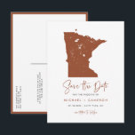Terracotta Minnesota Karte QR-Code Save the Date<br><div class="desc">Feiern Sie Ihre Minnesota Hochzeit auf einzigartige und moderne Art und Weise mit diesem QR-Code Save the Date Postcard mit einer schlanken Silhouette der Minnesota Staat Karte. Ob Sie eine Hochzeit an den atemberaubenden Seen, in den lebhaften Städten Minneapolis und St. Paul oder in der malerischen Landschaft planen, diese Save...</div>