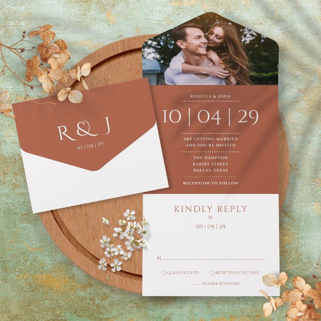 Terracotta Modernes Monogramm Foto Hochzeitdatum All In One Einladung (Terracotta Modern Monogram Photo Wedding Date All In One Invitation)