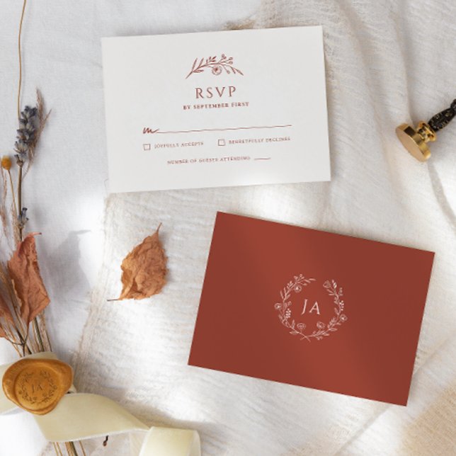 Terracotta Monogram Wedding RSVP Karte (Von Creator hochgeladen)
