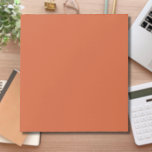 Terracotta Orange Solid Color Warm & Earthy Design Notizblock<br><div class="desc">Das Terracotta Orange Solid Color Muster ist ein zeitloses und vielseitiges Design, das Wärme und natürliche Eleganz ausstrahlt. Dieses reichhaltige, erdige Orangenschatten verleiht jedem Projekt ein Gefühl von Gemütlichkeit und Eleganz, was es zu einer perfekten Wahl für Mode, Wohngestaltung, Textilien und Grafikdesign macht. Sein tiefer, gedämpfter Ton erinnert an eine...</div>