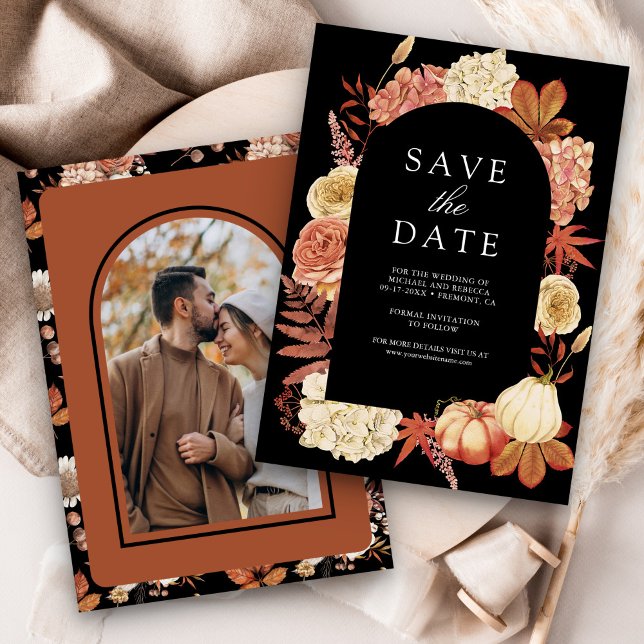 Terracotta Pumpkin Floral Black Wedding Save The Date (Von Creator hochgeladen)