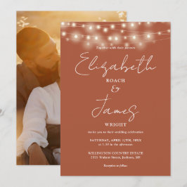 Terracotta String Lights Chic Script Foto Wedding Einladung