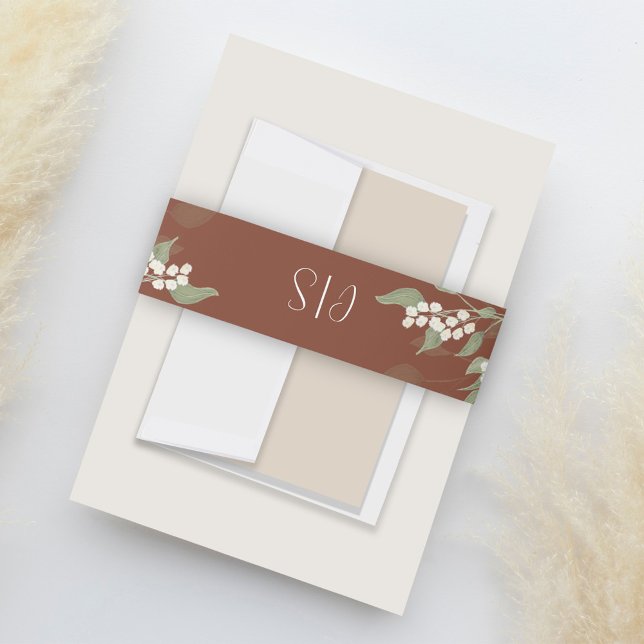 Terracotta Wedding Monogram Floral Custom Einladungsbanderole (Terracotta wedding invitation belly band with elegant floral, greenery, and foliage. )
