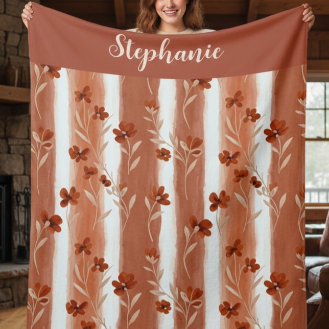 Terracotta Wildflower Monogram  Fleecedecke (Von Creator hochgeladen)
