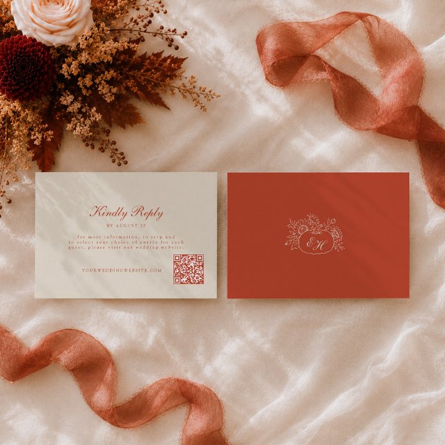 Terrakotta-Kürbis-Monogramm-QR-Code-RSVP-Karte Begleitkarte (Von Creator hochgeladen)