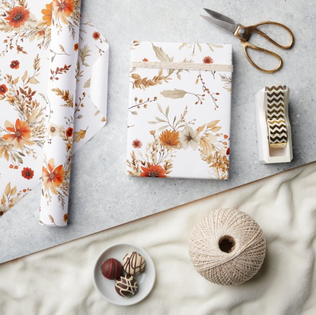 Terrakotta und weiße Blume Botanischer Boho Exotic Geschenkpapier (Kunsthandwerk)