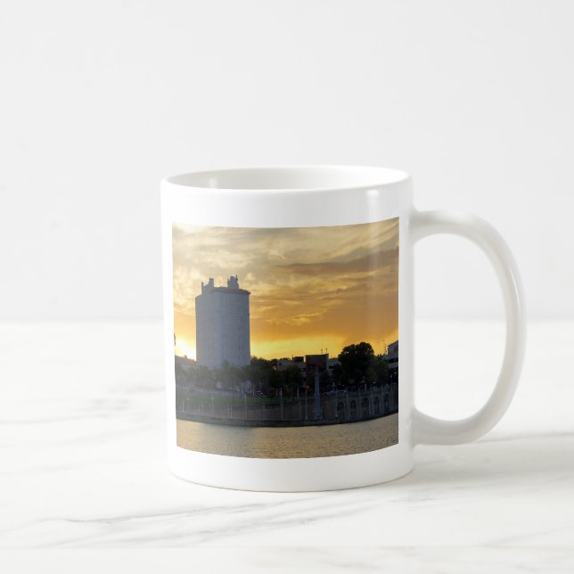Terrasse und Promenade Tasse (Rechts)