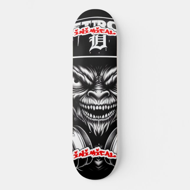 Terror mit inimitiertem Detroit Skateboard (Vorderseite)