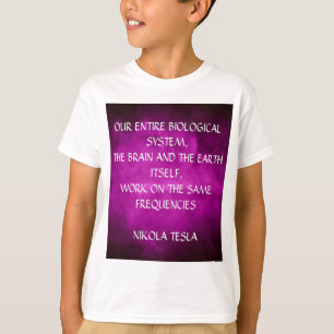 Tesla-Zitat über Lila T-Shirt