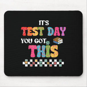 Testen der Motivation Student Lehrer seinen Testta Mousepad