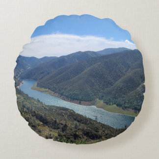 testing the hard stuff rundes kissen