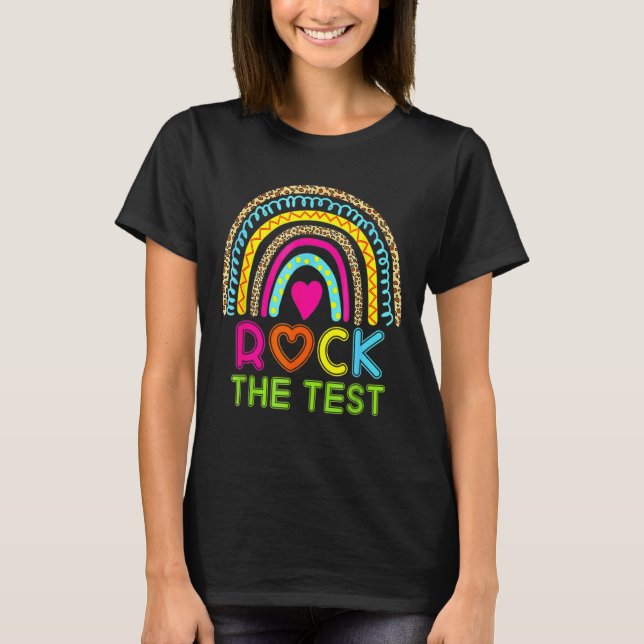 Testtag rocken den Testlehrer-Testtag-Regenbogen T-Shirt (Vorderseite)