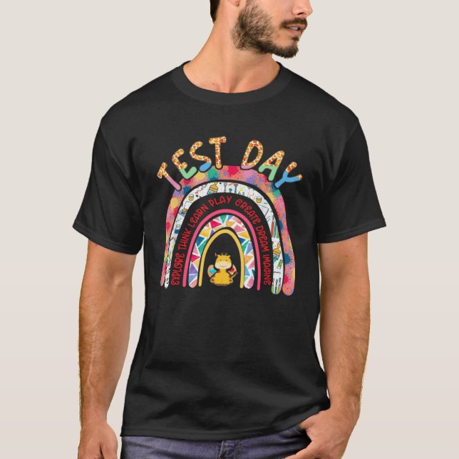 Testtag rocken den Testlehrer-Testtag-Regenbogen T-Shirt (Vorderseite)