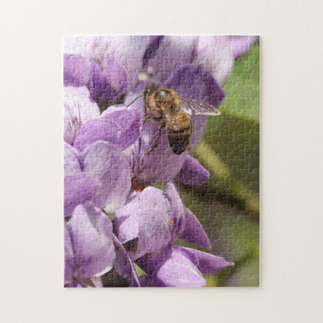 Texas Honey Bee | Lila Blume Berg Laurel Puzzle (Vertikal)