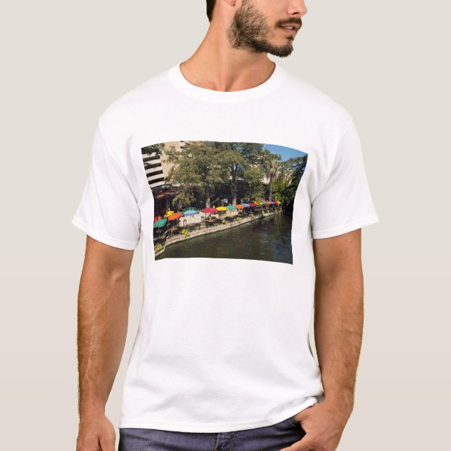 Texas, Riverwalk, Essen am Ufer des Flusses T-Shirt (Vorderseite)
