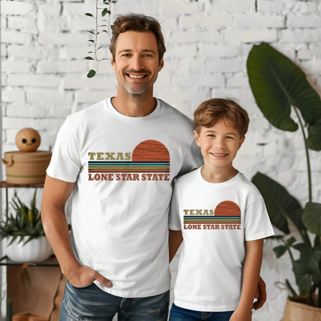 Texas Vintager Sonnenuntergang T-Shirt (Von Creator hochgeladen)