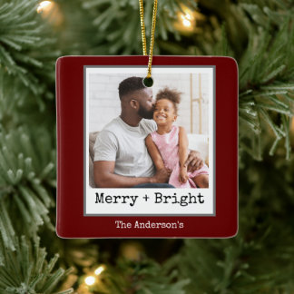 Text der Schreibmaschine - 1 Foto - Rot und hell Keramikornament