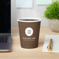 Text des Firmenlogos von Papercup hier Kaffeefarbe