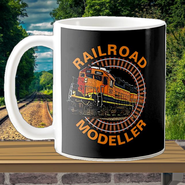 Text-Eisenbahn-Modellrechner Orange Diesel Train ä Kaffeetasse (Von Creator hochgeladen)