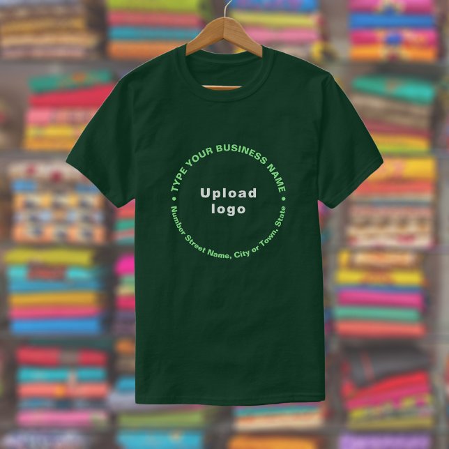 Text für die Markenbezeichnung "Round Pattern Busi T-Shirt (Depp forest green t-shirt with round pattern text business branding displayed in a store)